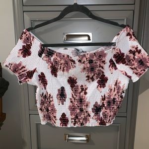 Floral crop top size XL forever 21